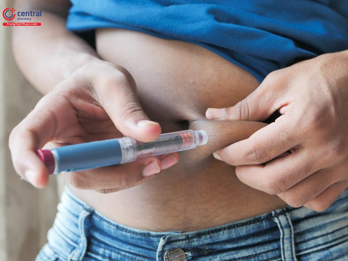 Insulin thường được tiêm ở vị trí vùng bụng