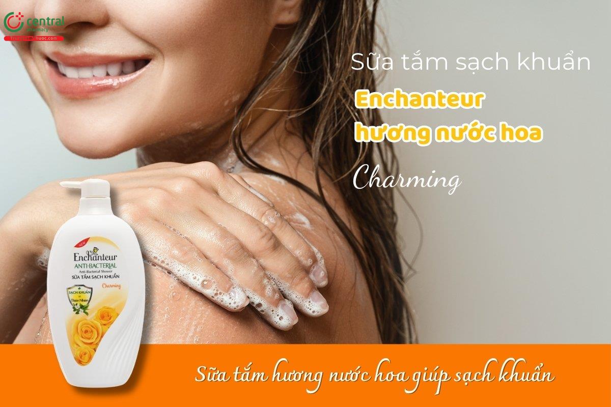 Sữa tắm sạch khuẩn Enchanteur hương nước hoa Charming với chiết xuất thiên nhiên kết hợp hương nước hoa Pháp sang trọng, mang đến cảm giác sạch thoáng và tươi mát suốt cả ngày.