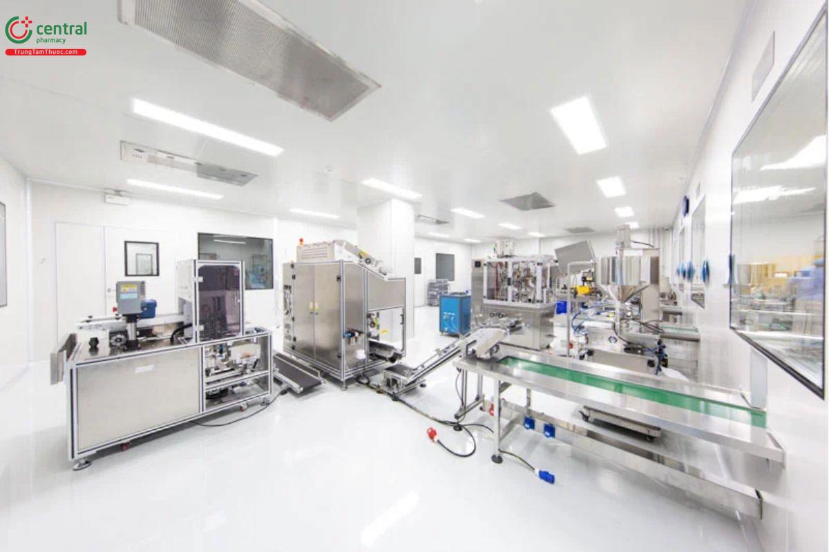 Nhà máy sản xuất hiện đại, trang thiết bị tiên tiến