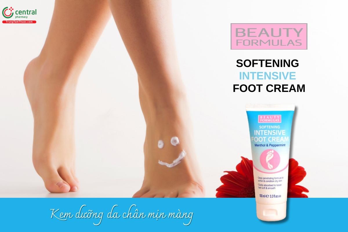 Kem Beauty Formulas Softening Intensive Foot dành cho da chân chứa các dưỡng chất giúp làm mềm và cung cấp độ ẩm cần thiết; tinh chất bạc hà mang lại cảm giác mát lạnh.