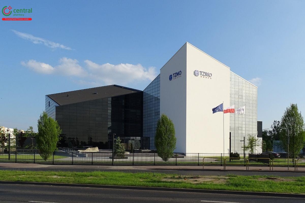 Trụ sở của Toruńskie Zakłady Materiałów Opatrunkowych Spolka Akcyjna (TZMO SA) tại Ba Lan