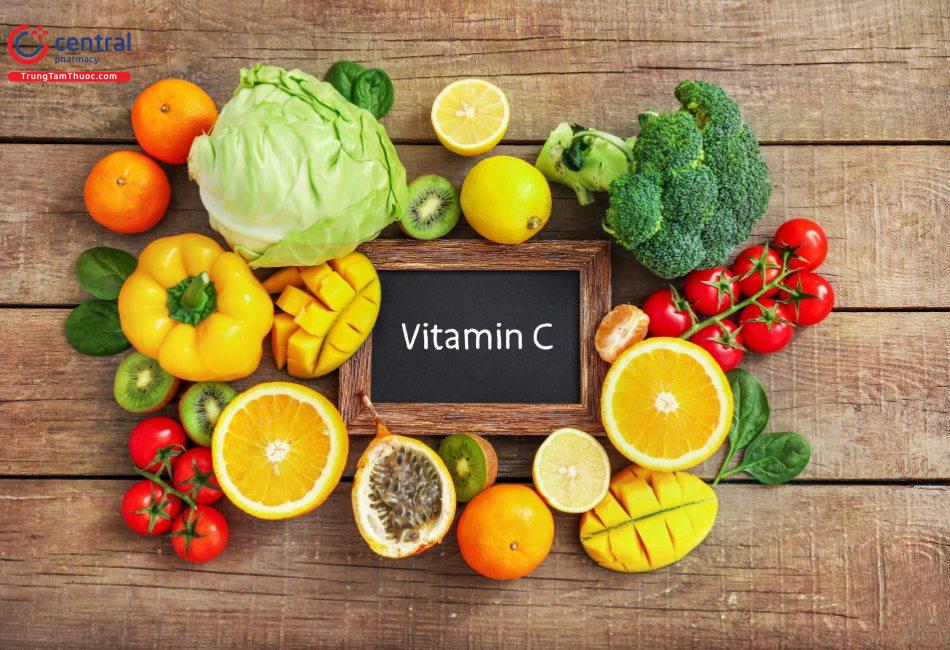 Bổ sung thực phẩm giàu vitamin C khi bị hoa mắt