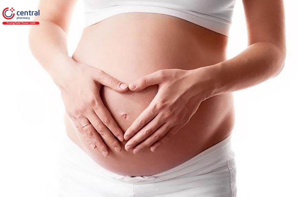 Chăm sóc mẹ trong thời gian mang bầu để tránh sinh non