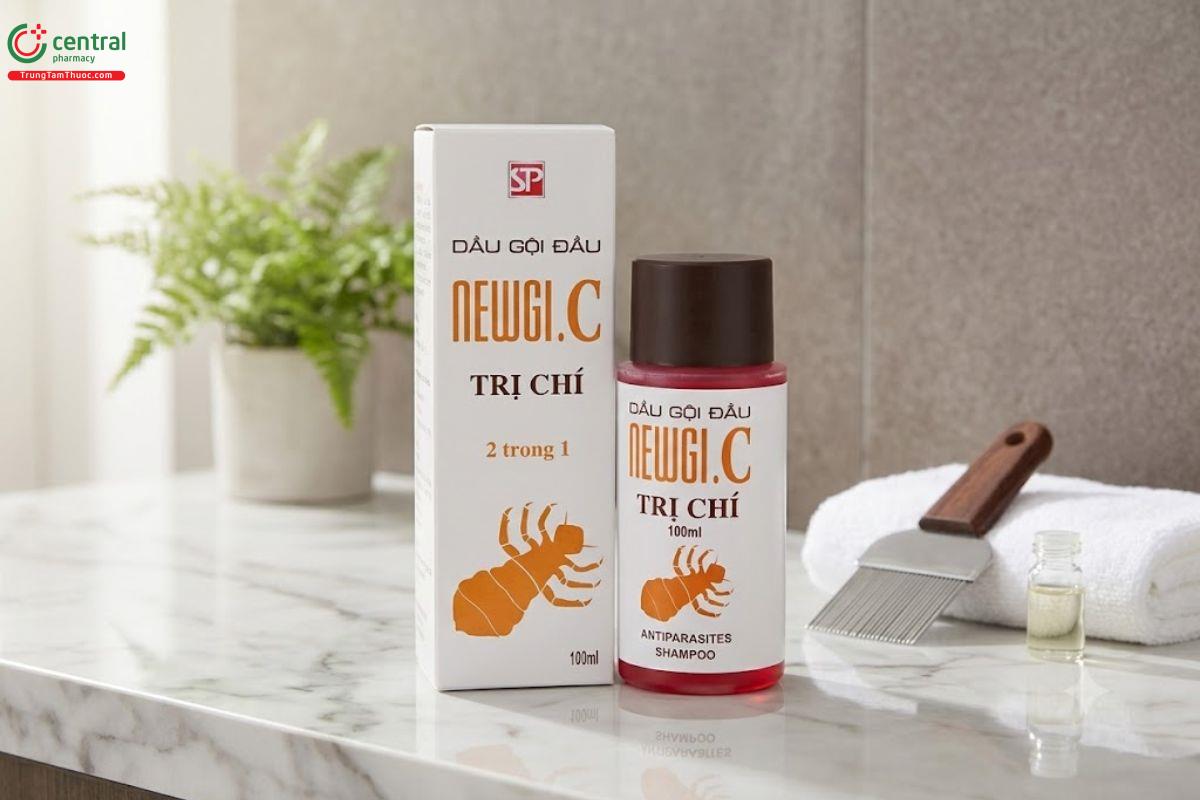 Dầu gội trị chấy có chứa Permethrin 0.02%.