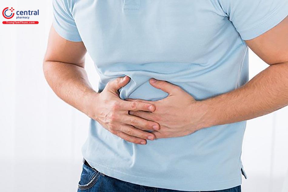 Đau bụng là một triệu chứng của viêm loét đại - trực tràng chảy máu