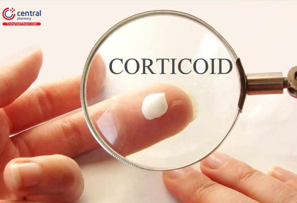 Dùng corticoid để điều trị các triệu chứng trên da và mắt của bệnh basedow