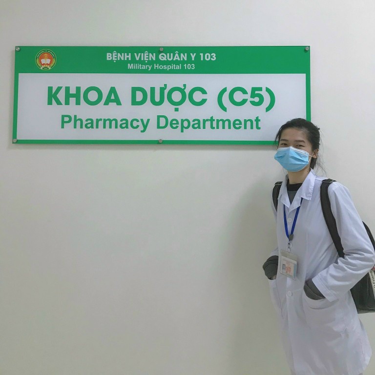 Ds Hoàng Mai thưc tập tại Khoa dược Bệnh viện 103