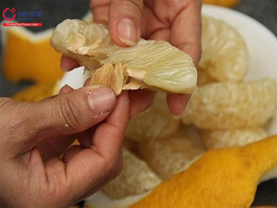 Chữa chốc đầu trẻ em bằng hạt bưởi