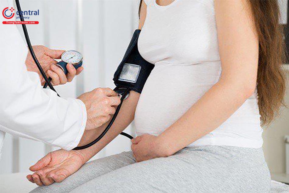 Tăng huyết áp trong thai kì là gì?