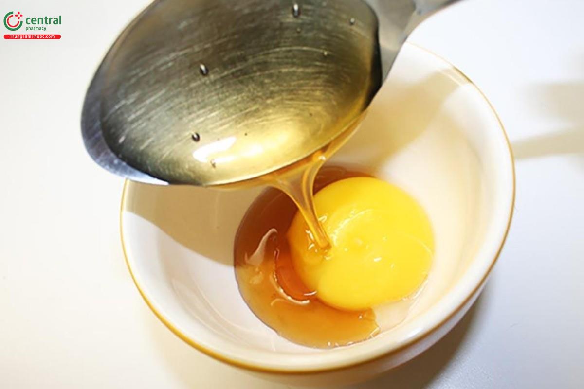 Chữa yếu sinh lý tại nhà bằng trứng gà - mật ong
