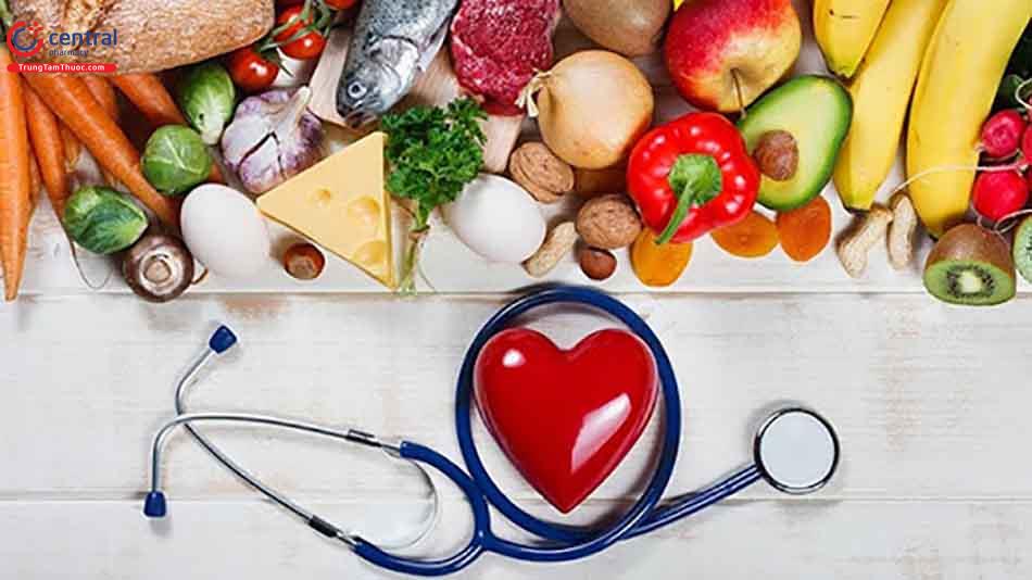 Người bệnh tim mạch cần có chế độ ăn uống lành mạnh, đủ chất