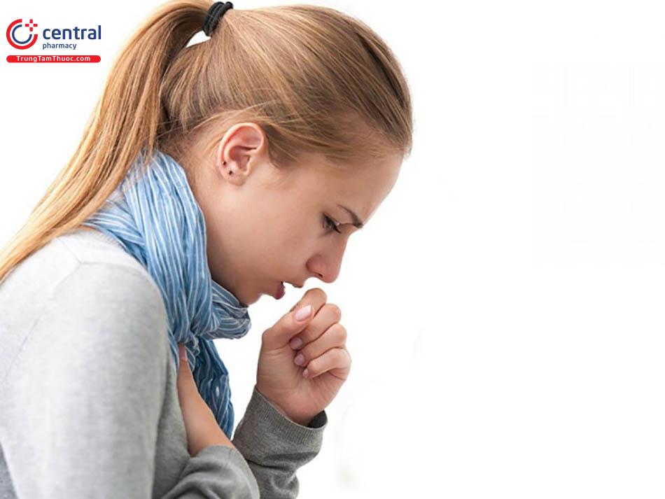 Viêm phổi gây đau ngực, ho và khó thở là biểu hiện phổi phổ biến nhất của lupus ban đỏ hệ thống