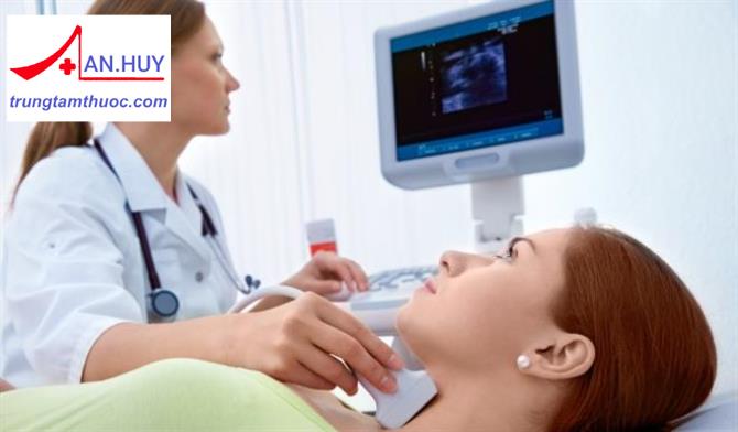 Bệnh suy giáp: phương pháp điều trị và cách chăm sóc người bệnh