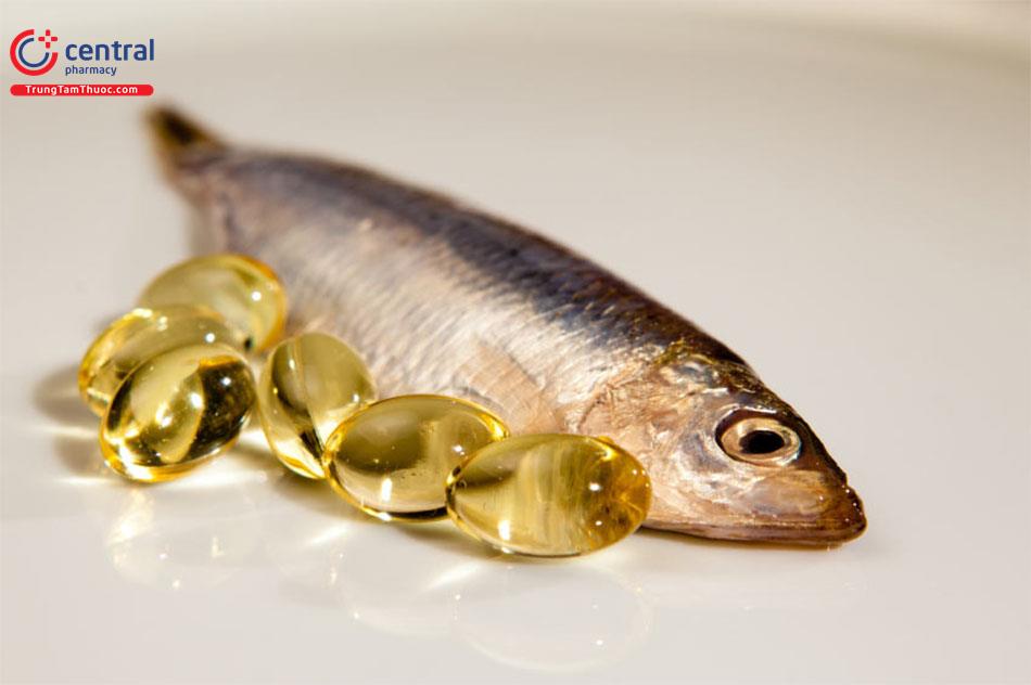 Nên ăn cá hay uống viên dầu cá? Cái nào tốt hơn đối với sức khỏe