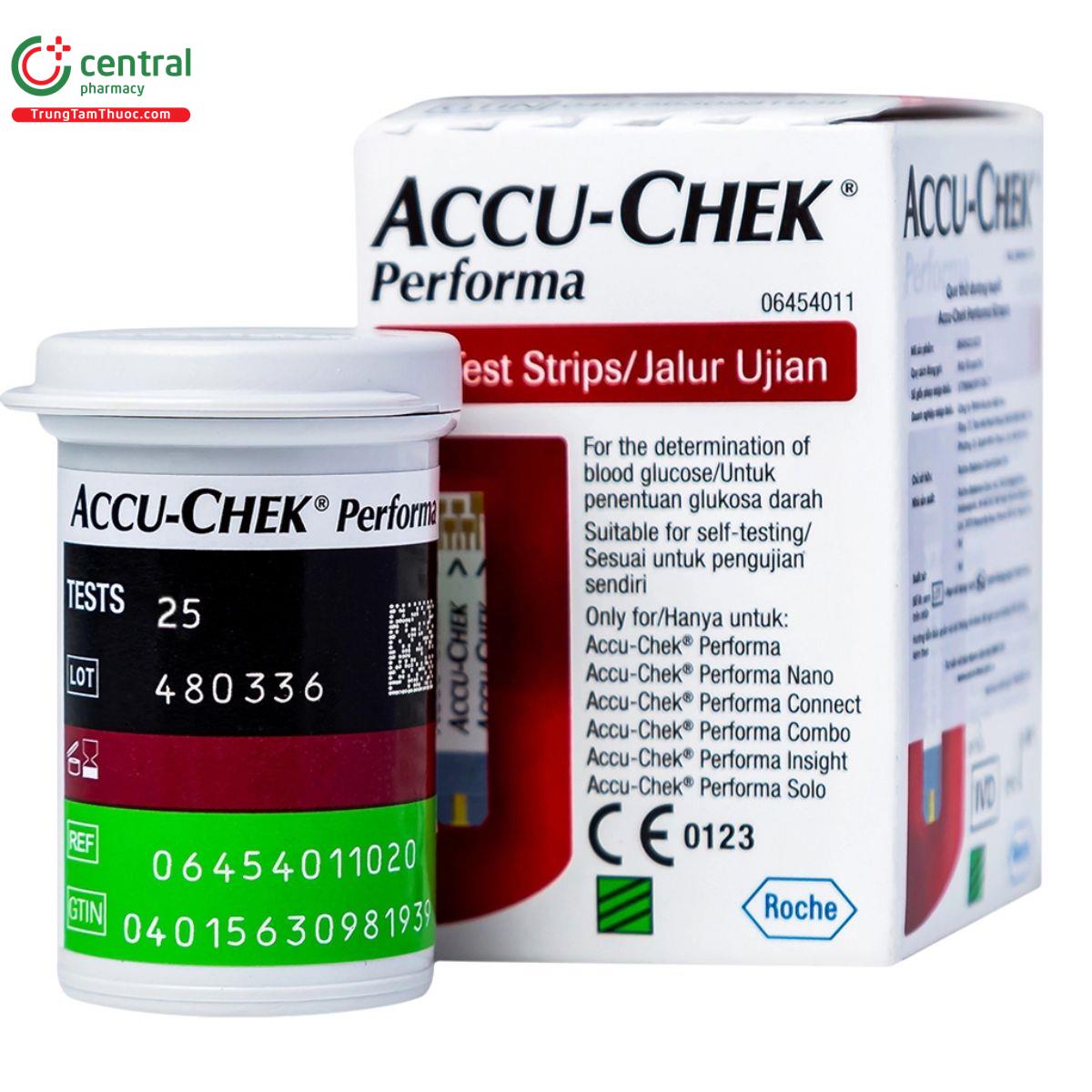 accu chek performa hop 25 que 5 U8802