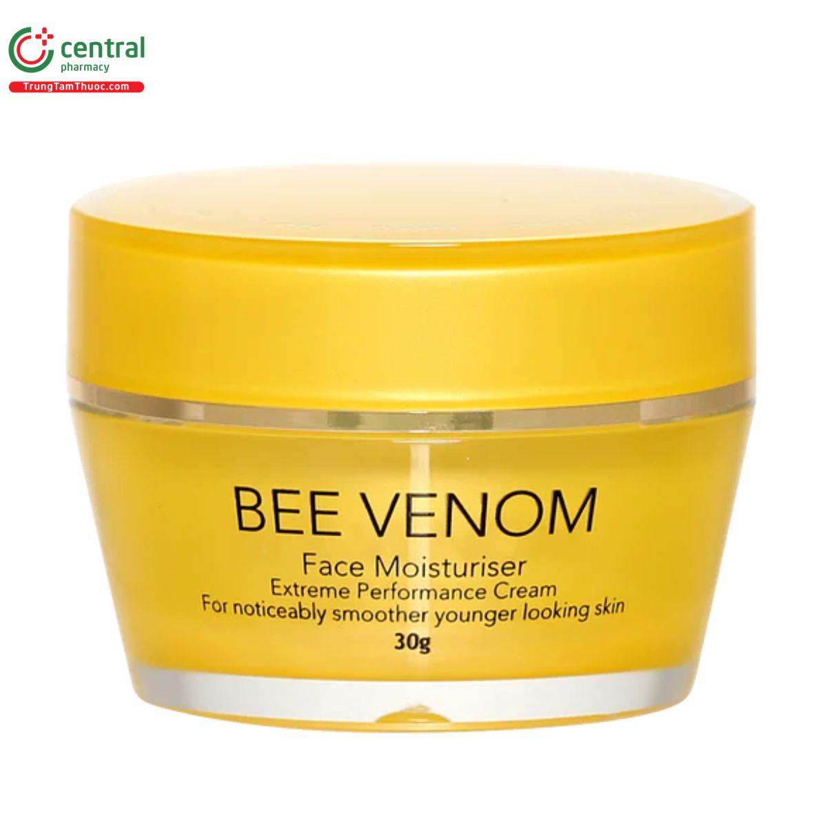 healthy care bee venom face moisturiser 7 C0357