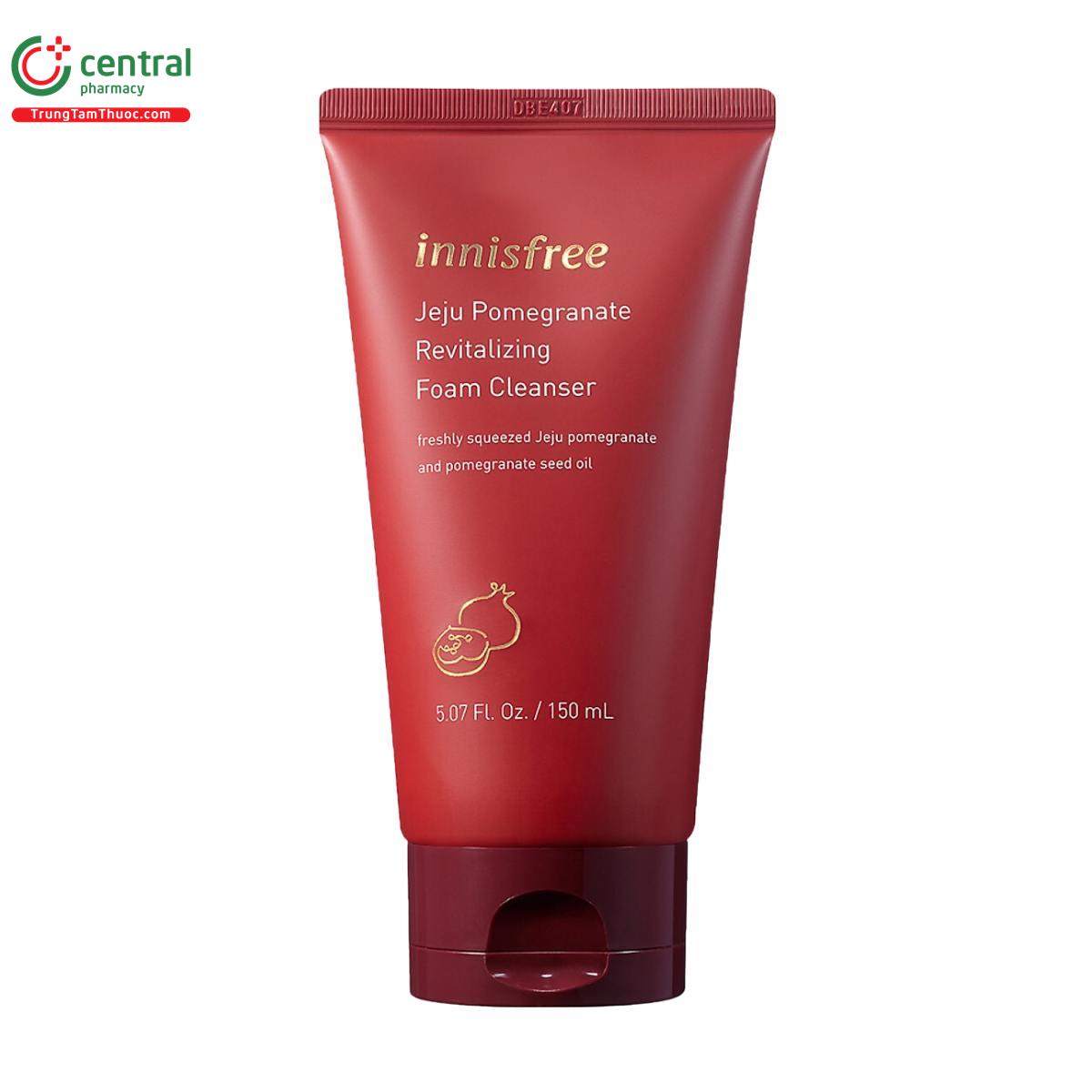 innisfree jeju pomegranate revitalizing foam cleanser 5 E1353