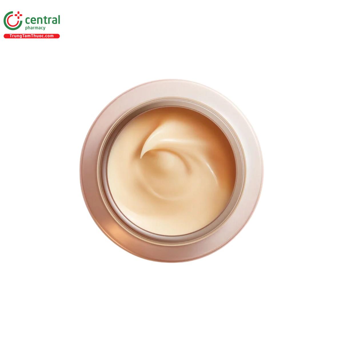 shiseido benefiance overnight wrinkle resisting cream 4 F2735 shiseido benefiance overnight wrinkle resisting cream 4 F2735