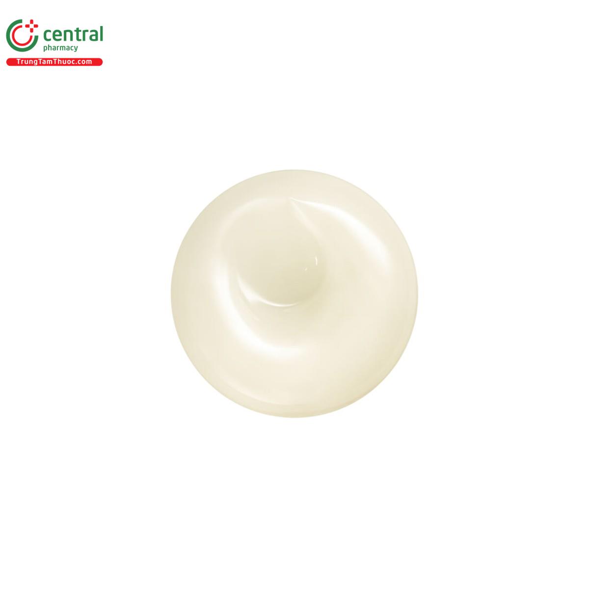 shiseido men total revitalizer cream 8 H3230 shiseido men total revitalizer cream 8 H3230