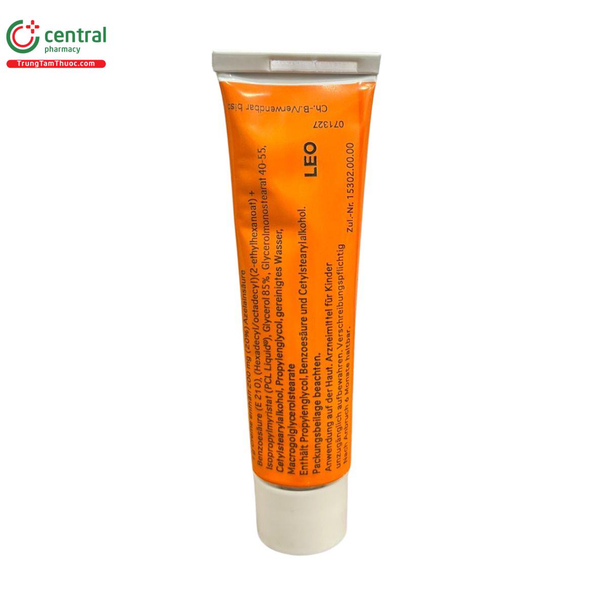 skinoren cream 9 P6213