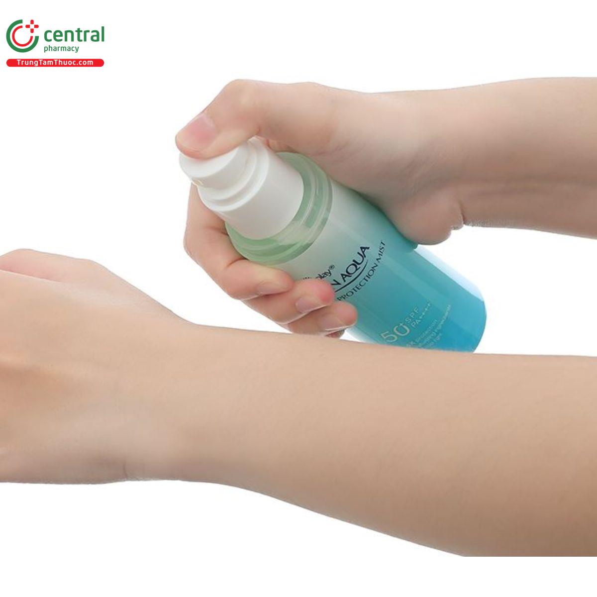 xit chong nang sunplay skin aqua ultra protection mist 8 H3674 xit chong nang sunplay skin aqua ultra protection mist 8 H3674
