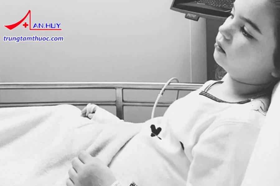 Dị vật đường ăn có thể gây những biến chứng nguy hiểm.