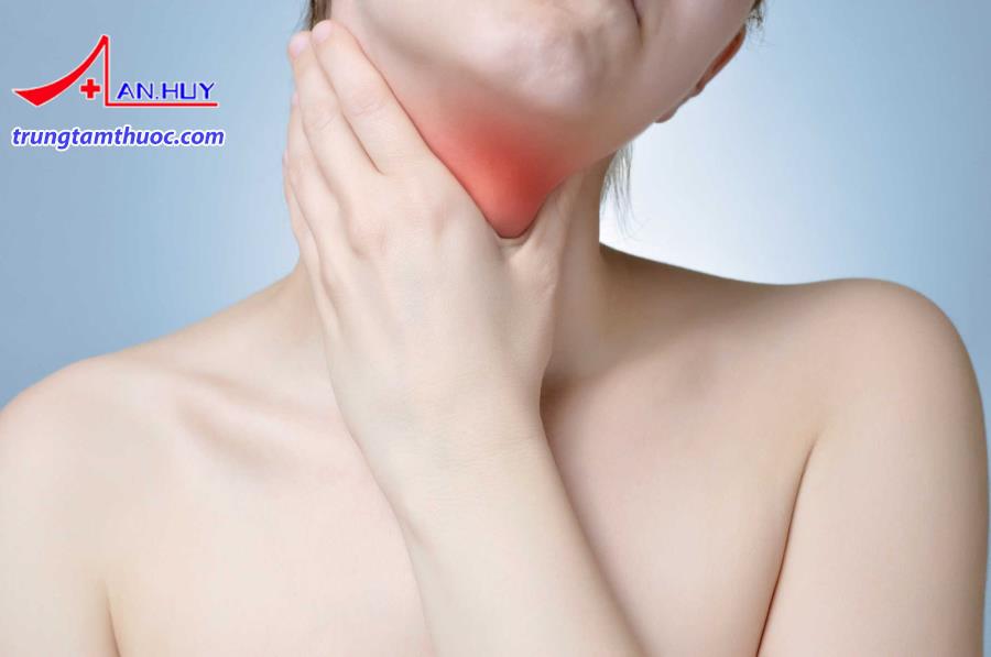 Triệu chứng u tuyến ức
