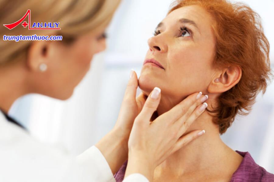 Nhiễm độc giáp cấp cần được chẩn đoán như thế nào?